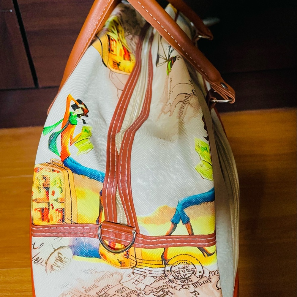 NEW Colorful Travel Bag with Brown Accents - Picture 8 of 8
